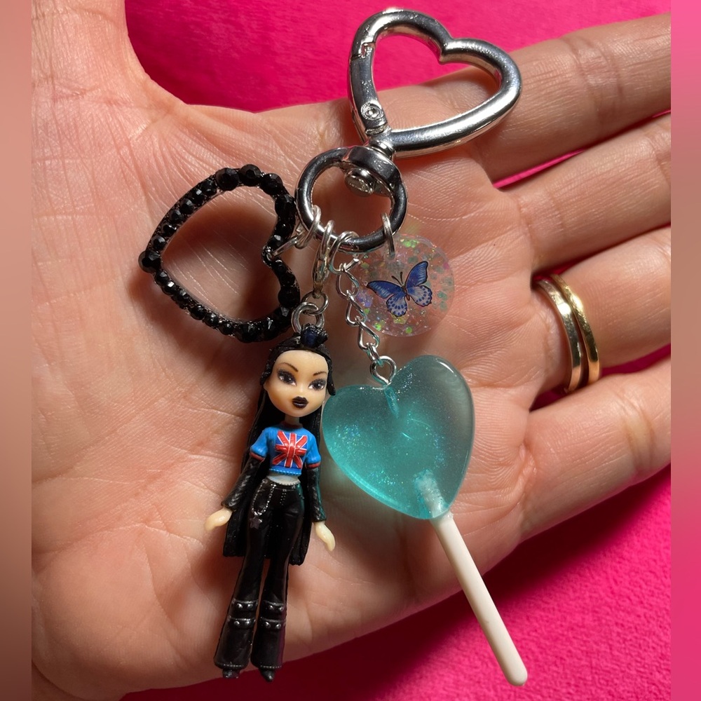 Mini Bratz Keychain (Jade Rock Angels Collection)💙